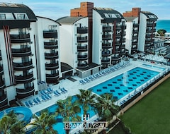Grand Uysal Beach Hotel (Alanya, Turkey)