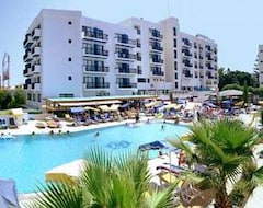 Ξενοδοχείο Kapetanios Bay (Πρωταράς, Κύπρος)