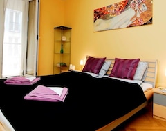 Hotel Bphome Apartments (Budapest, Hungary)