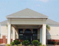 Hotel Quality Inn & Suites near Coliseum and Hwy 231 North (Montgomery, USA)