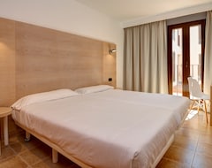 Protur Floriana Resort Aparhotel (Son Servera, España)