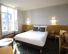 Hotel Hôtel de Normandie (Bordeaux, France)