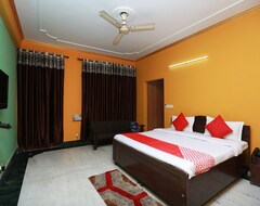 OYO 11752 Hotel Sun Palace Residency (Delhi, Hindistan)