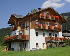 Khách sạn Familienbauernhof Mesner (Lesachtal, Áo)