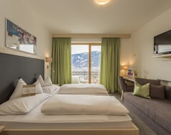 Hotelli Etschblick - Scena Resort (Schenna, Italia)