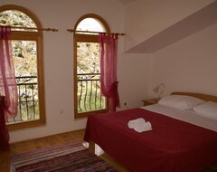 Hotel Villa Velagić (Mostar, Bosnia and Herzegovina)