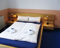 Hotel My Bed Dresden (Drezno, Niemcy)