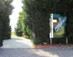 Khách sạn La Fermata Resort (Alessandria, Ý)
