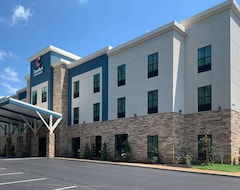 Otel Comfort Inn & Suites (Olive Branch, ABD)