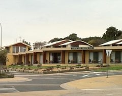 Khách sạn Loch Ard Motor Inn (Port Campbell, Úc)