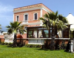Otel Villa Corallo Dell'Etna (Acireale, İtalya)