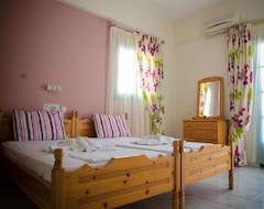 Hotelli Portokali Apartments (Anissaras, Kreikka)