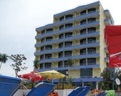 Hotel Bahamas (Saranda, Albania)