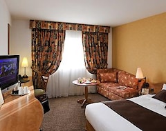 Hotel Golden Tulip Roissy Saint Witz (Saint Witz, France)