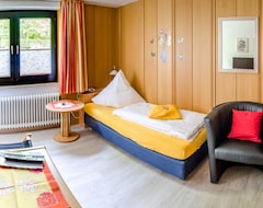 Schroder'S Hotelpension (Willingen, Almanya)