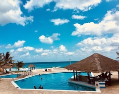 Khách sạn Departamento 2 Recamaras, Zona Hotelera, Condo. Brisas (Cancun, Mexico)