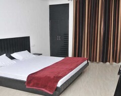 Hotel Inderlok (Ambala, India)