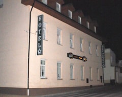 Hotel Huňáček (Zbuzany, Češka Republika)