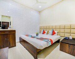 Khách sạn FabExpress KYD Guest House Taltala (Kolkata, Ấn Độ)