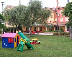 Khách sạn Hotel Olioso (Peschiera del Garda, Ý)