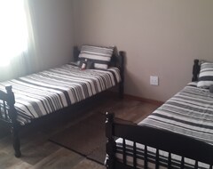 Entire House / Apartment Noble Luminous Accommodat (Rehoboth, Namibia)