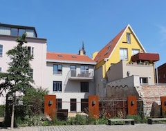 Hotel Backbord Und Steuerbord (Stralsund, Alemania)