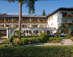 Khách sạn Terrassenhotel Reichmann (Unterburg am Klopeiner See, Áo)