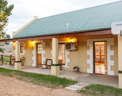 Otel De Denne Country Guest House (Oudtshoorn, Güney Afrika)