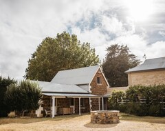 Tüm Ev/Apart Daire 1830s Kippilaw Schoolhouse Luxury Farmstay (Goulburn, Avustralya)