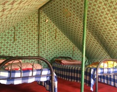 Khách sạn Wahiba Bedouin Rustic Camp (Bidiya, Oman)