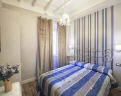 Khách sạn La Rocca Suite (Viterbo, Ý)