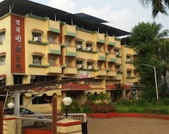 Khách sạn Vanshri Motel (Chiplun, Ấn Độ)