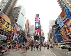 Hotel Walk To Times Square & Central Park! Comfy Unit, Restaurant (New York, Sjedinjene Američke Države)