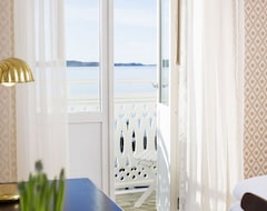 Strandvillan Hotell Och Bed & Breakfast (Lysekil, İsveç)