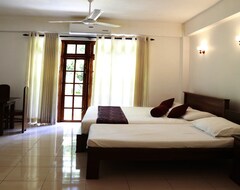 Hotel Mapura (Kandy, Sri Lanka)