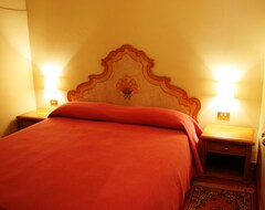 Hotelli Hotel Posta (Madonna di Campiglio, Italia)