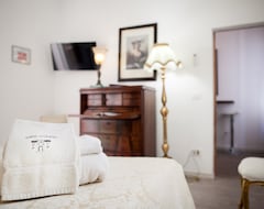 Bed & Breakfast Domus Socolatae Residenza d'Epoca Charming B&B - Adults Only (Follonica, Italia)