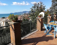 Koko talo/asunto Tiffany Apartment With Sea View Terrace (Sperlonga, Italia)