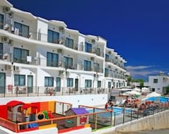 Hotel Village Panorama (Agia Pelagia, Greece)