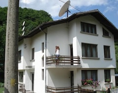 Khách sạn Villa Vodolei (Gabrovo, Bun-ga-ri)