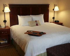 Khách sạn Hampton Inn & Suites Largo (Largo, Hoa Kỳ)