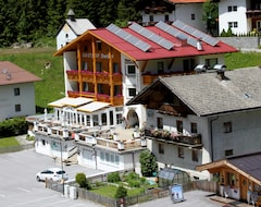 Khách sạn Gasthof Burkert (Oetz, Áo)