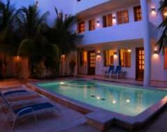 Hotel Villa Deja Blue & Restaurant (Cozumel, Mexico)