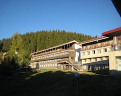 Khách sạn Evridika (Pamporovo, Bun-ga-ri)