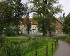Căn hộ có phục vụ Hotel Zu den Drei Schwänen (Bad Klosterlausnitz, Đức)