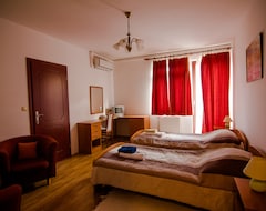 Hotel HRC (Hajduszoboszlo, Hungría)