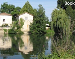 Hele huset/lejligheden Boutique B&B- The Riverside Retreat (Triac-Lautrait, Frankrig)
