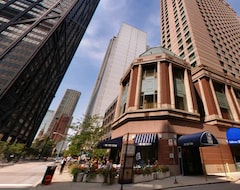 Otel Hilton Chicago/Magnificent Mile Suites (Chicago, ABD)