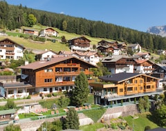Hotel Panorama Apartments Gran Tubla (St. Ulrich, Italy)