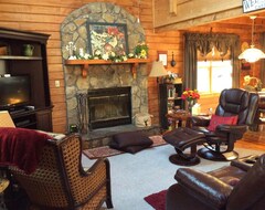 Toàn bộ căn nhà/căn hộ Beautifully Furnished Secluded Cabin In Pine Mt/Warm Springs Near Callaway & Fdr (Warm Springs, Hoa Kỳ)